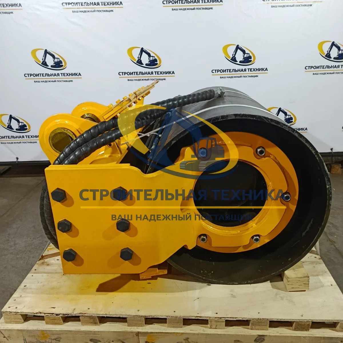 ST06 — Виброкаток ST06 ZX130 (со шлангами для подключения)
