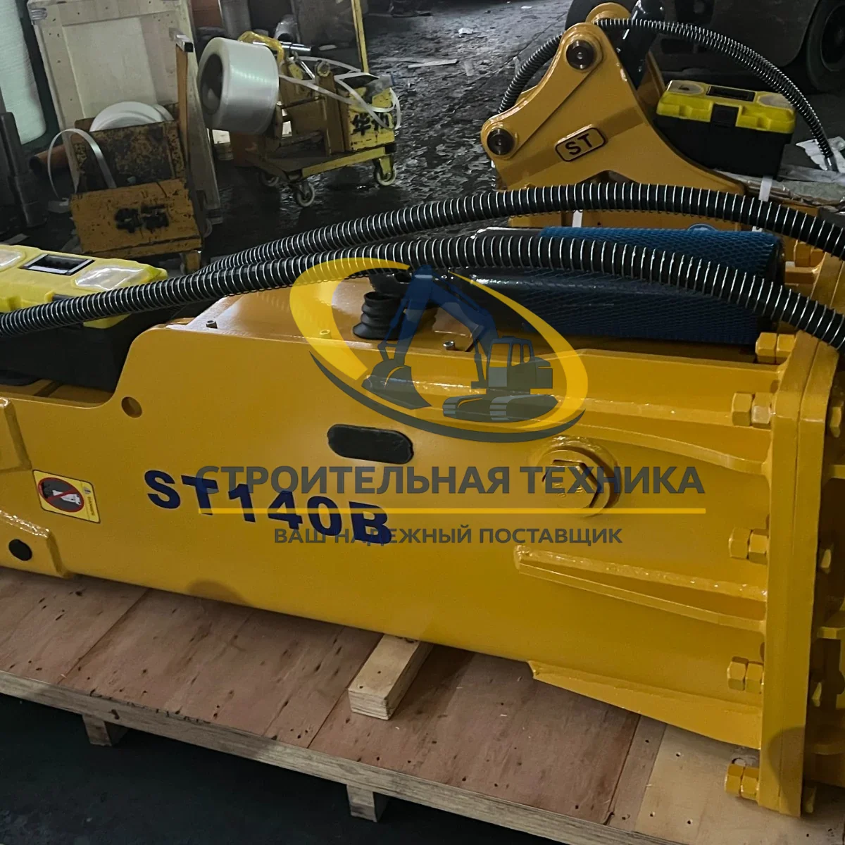 ST32594 — Гидромолот ST breaker 140B для JCB JS220