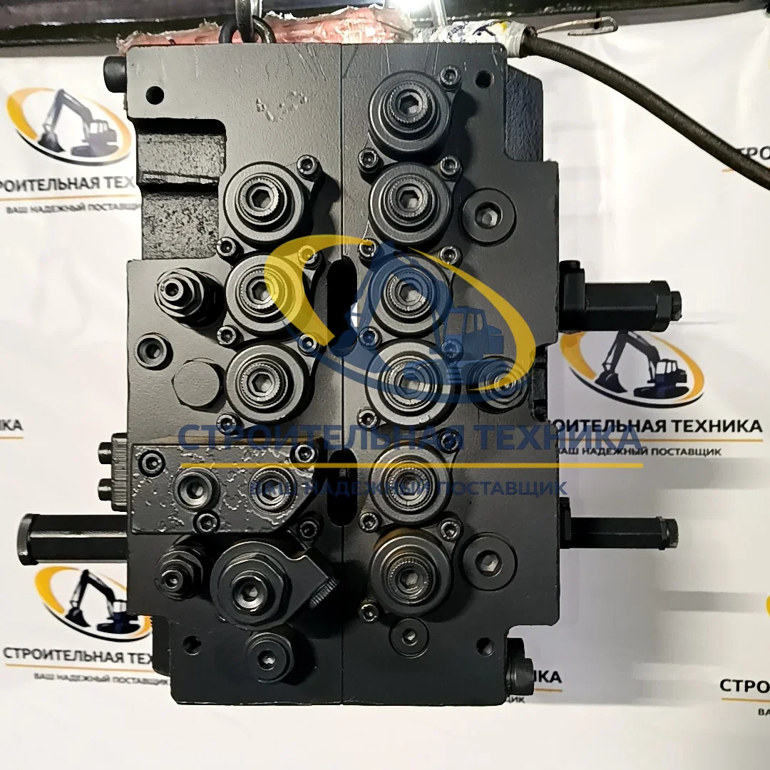 31Q8-17000 — Гидрораспределитель R300LC-9S (TYPE 2) 31Q8-17000