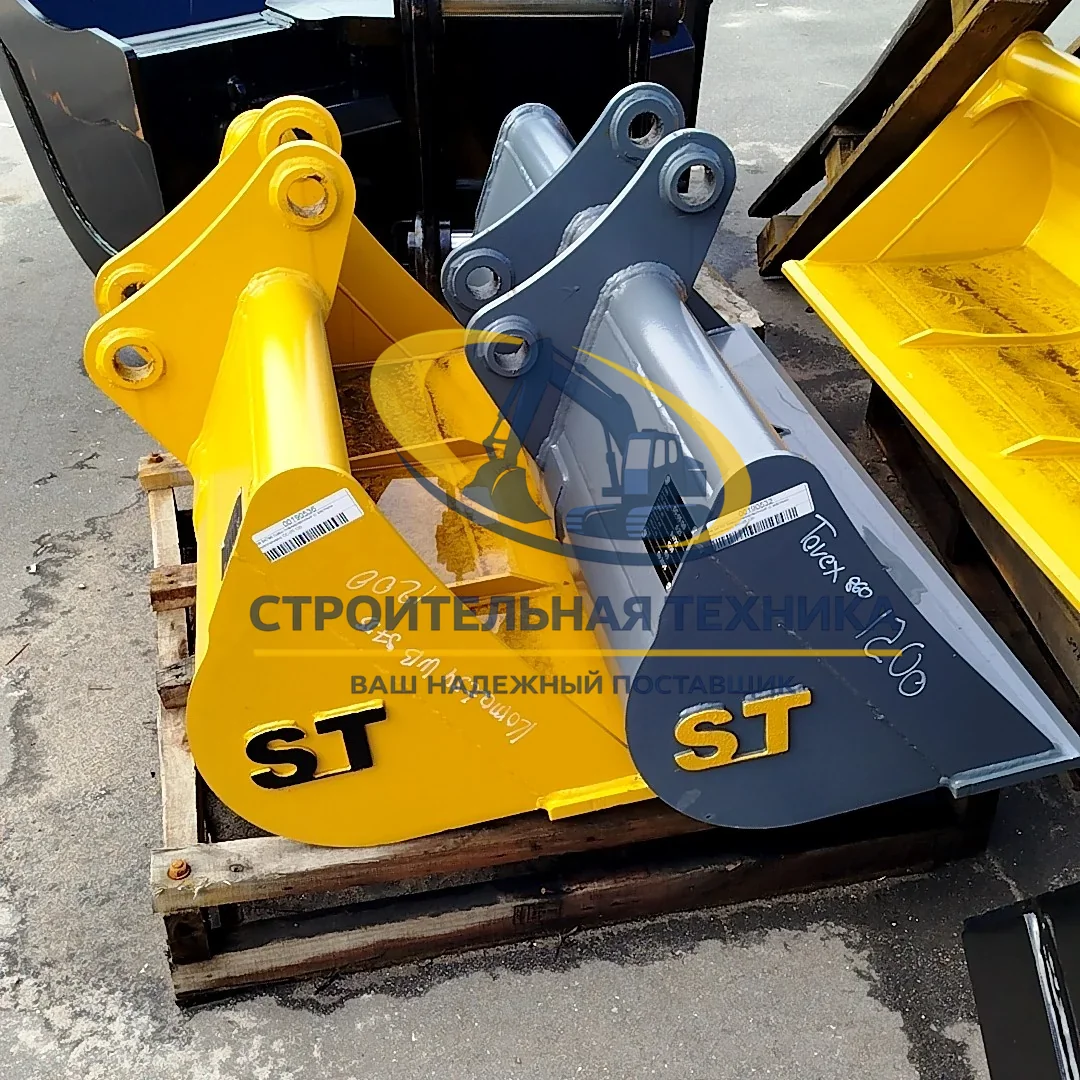 ST00244 — Ковш планировочный для Komatsu WB97-S5, ширина 1200мм. (0,21м3) (ST1)