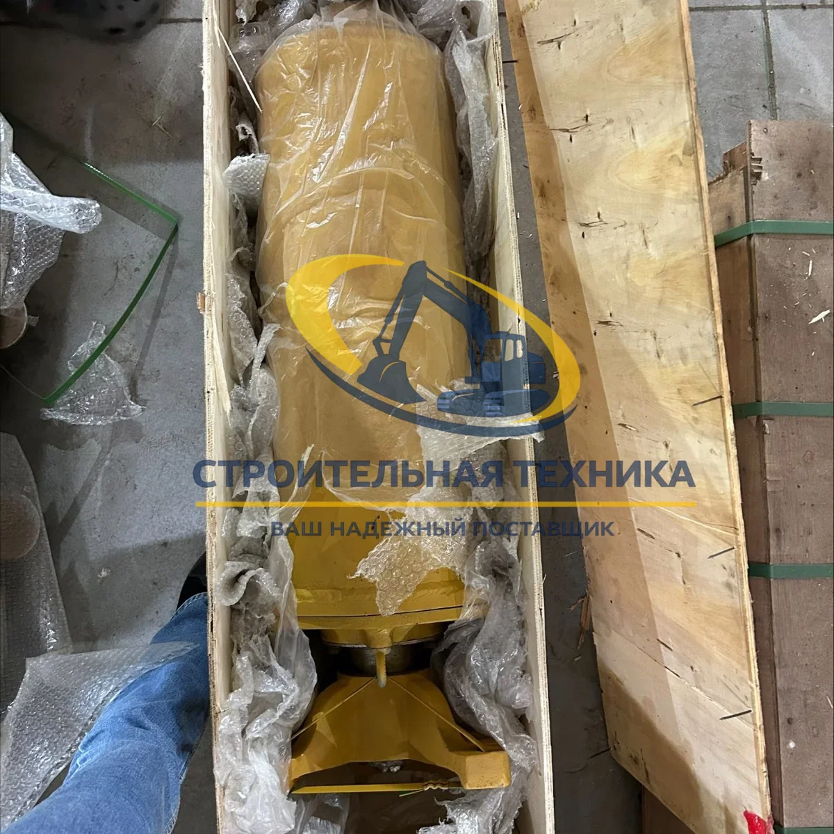 14X-30-13510 — Механизм натяжения Komatsu D65E-12 (14X-30-13510)
