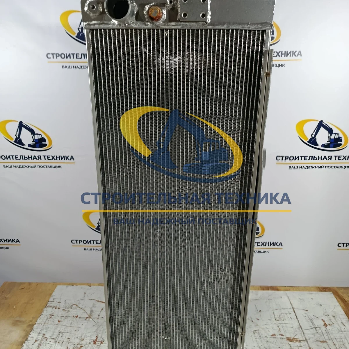 11Q7-42060 — Радиатор охлаждения водяной R260-9 (11Q7-42060)