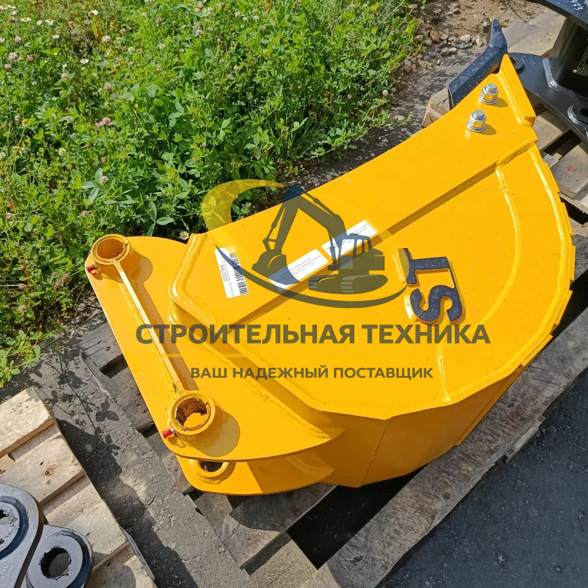 ST00522 — Ковш задний JCB 3CX 400мм (0,1м3) со втулкой (палец 44,5) (ST1)
