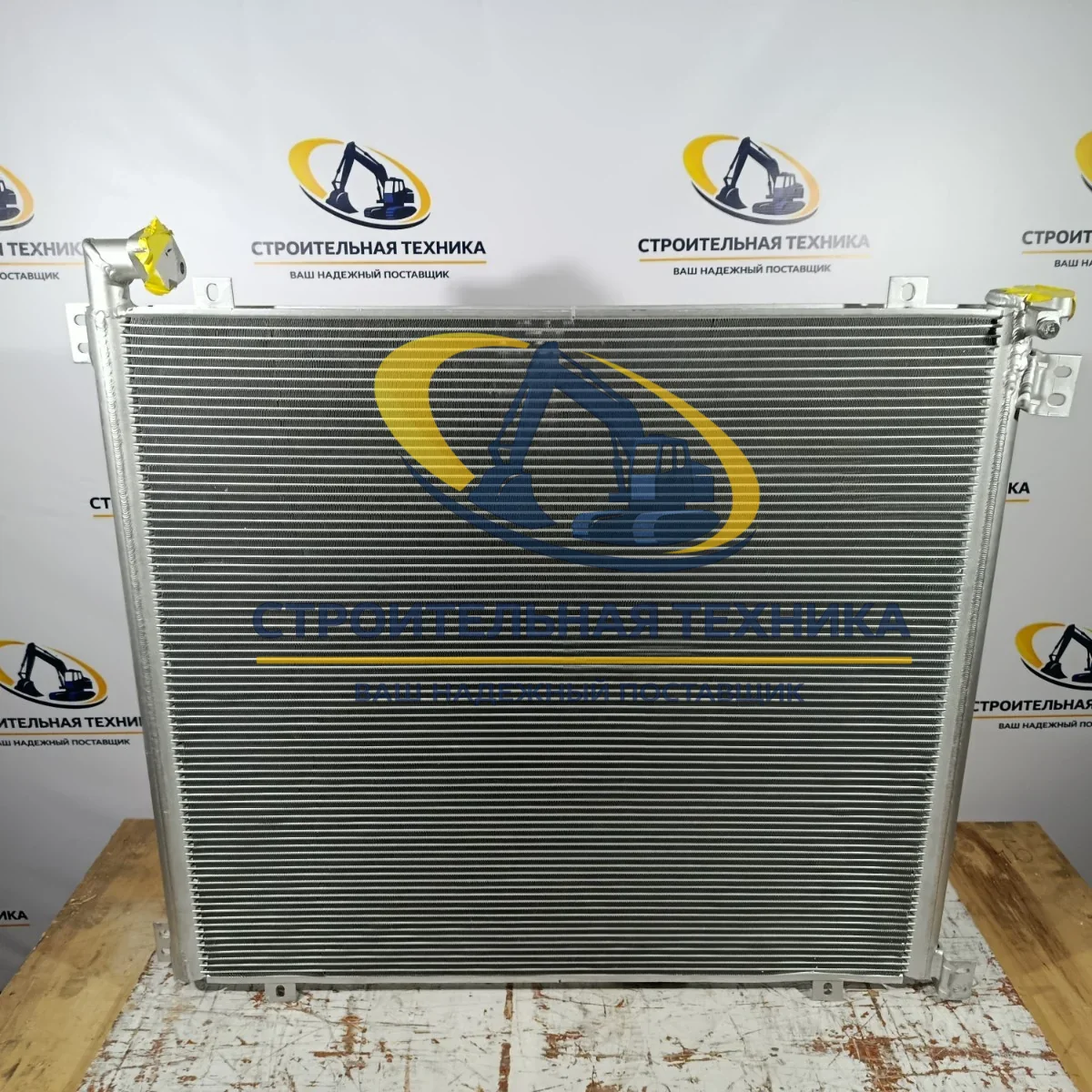 207-03-71641,207-03-71640 — Радиатор охлаждения масла PC300-7 (207-03-71641,207-03-71640)