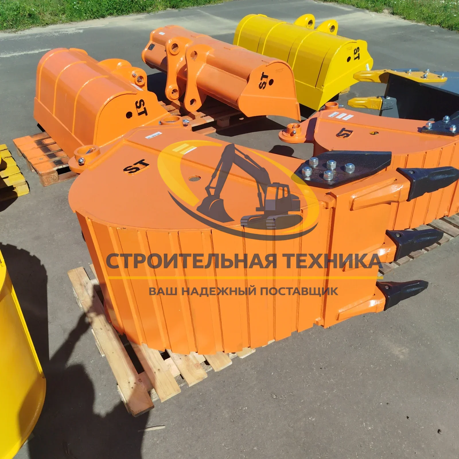 ST30910 — Ковш траншейный для Hitachi ZX330-3 (0,69м3),коронки скальные J400 (3шт) (ST1)