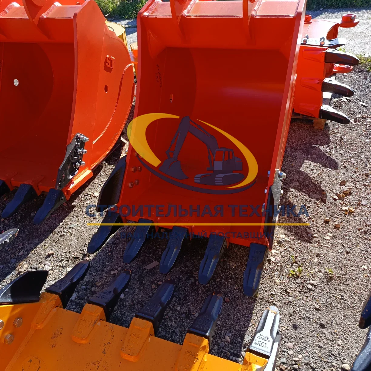 ST31032 — Ковш усиленный для Hitachi ZX200-5G (0,9m3) ширина 1000мм (коронки J350) (ST1)
